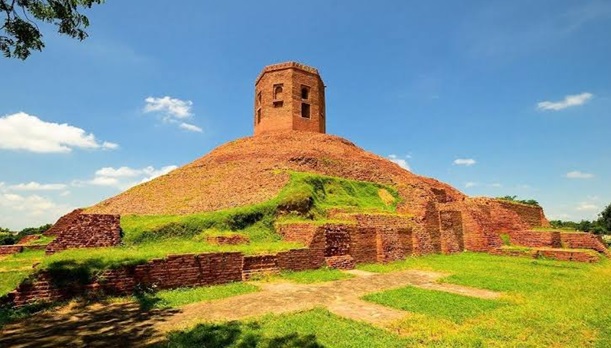 Chaukhandi Stupa.jpg